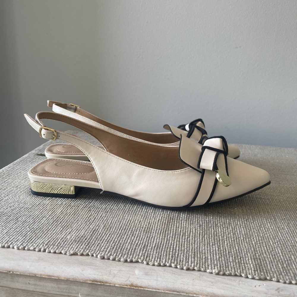 Cato Cream and Black Slingback Flats with Bow